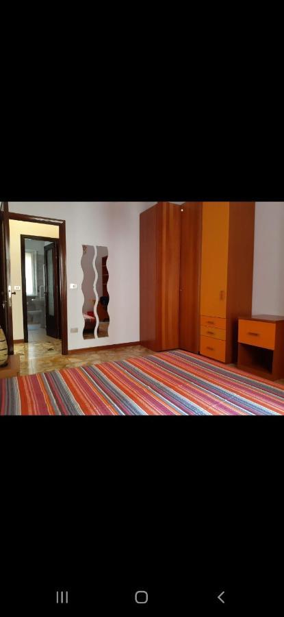 Appartamento Soleluna Parma Luaran gambar